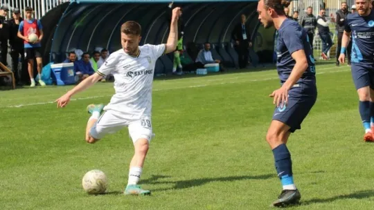 Silahlı kavgada hayatını kaybeden futbolcuya son veda