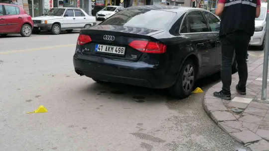 Sokak ortasında silahlı saldırı