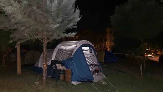 Sındırgı'da deprem sonrası artçılar sürüyor