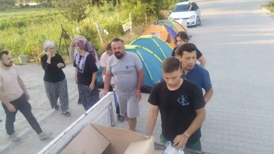 Sındırgı'da deprem sonrası artçılar sürüyor