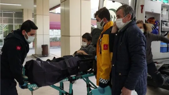 Sokak köpeği saldırdı çocuk dehşeti yaşadı