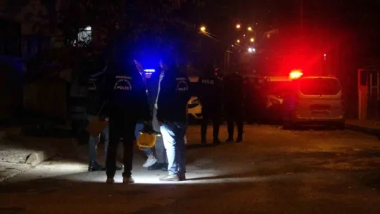 Kocaeli'de sokak ortasında silahla vuruldu