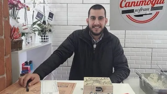 Sokak ortasında öldürülen baba ve oğlu defnedildi