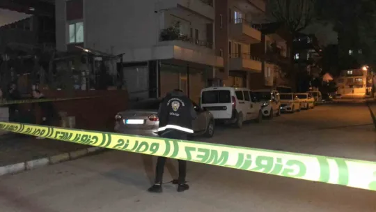 Sokak ortasında pompalı tüfekle vuruldu