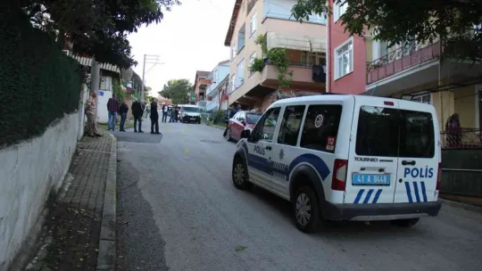 Gölcük'te silahlı bıçaklı kavga: 1 ölü, 3 yaralı!