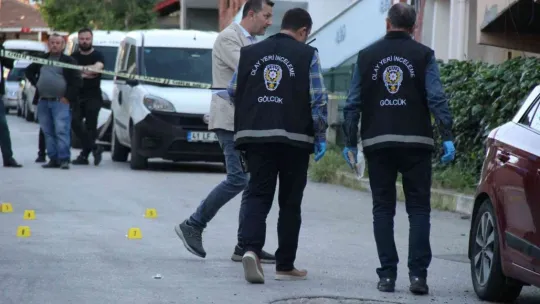 Gölcük'te silahlı bıçaklı kavga: 1 ölü, 3 yaralı!