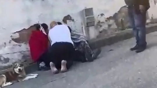 Gölcük'te silahlı bıçaklı kavga: 1 ölü, 3 yaralı!