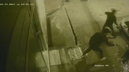 Sokaktaki dehşet saniye saniye kamerada