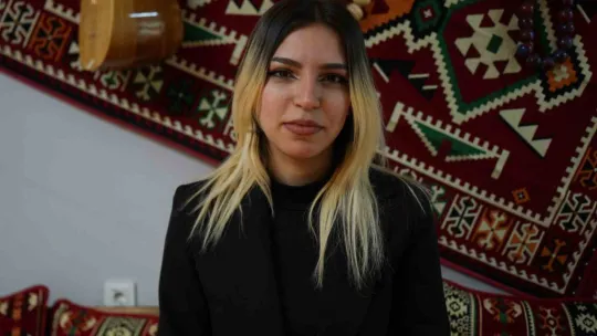 Söz yazarı genç kadının Türkmenistan'a uzanan telif takibi