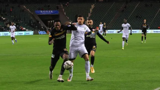 Kocaelispor 1-1 eriyor