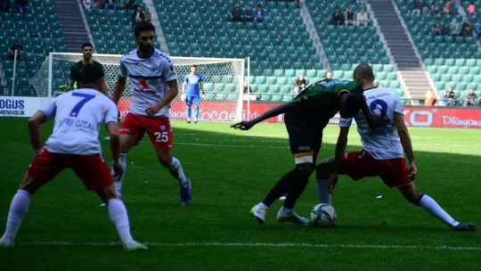 Kocaelispor işi zora soktu: 2-2