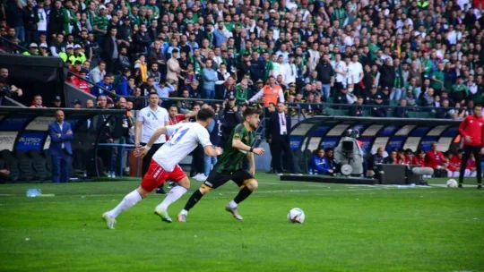 Kocaelispor işi zora soktu: 2-2