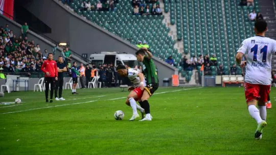 Kocaelispor işi zora soktu: 2-2