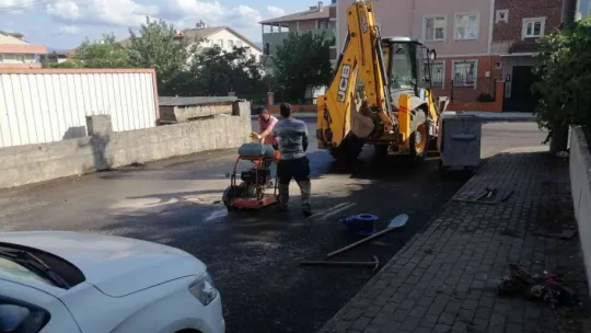 Su borusu patladı, o anlar kamerada