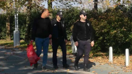 Suçüstü yakalandı, sitem etti!