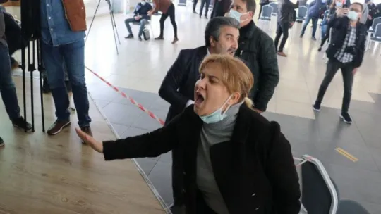 Sülfürik asit üretim tesisi ÇED toplantısına çevreci engeli