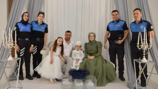 Minik İbrahim'e polisten sürpriz