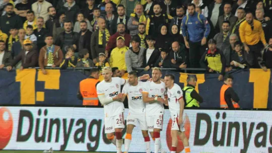 Süper Lig'de şampiyon Galatasaray