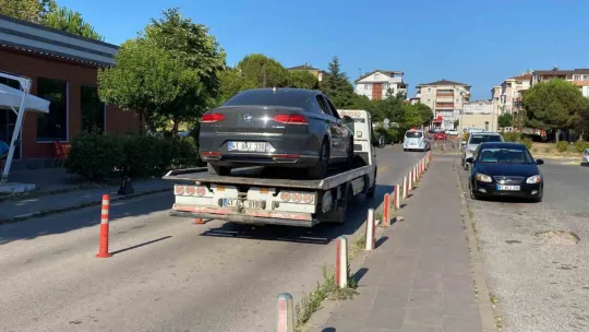 Sürücü Dur ihtarına uymayınca kovalamaca hastanede bitti: 1 yaralı, 2 gözaltı