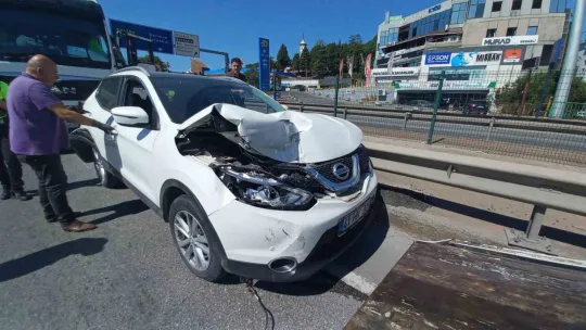 Sürücü fenalaştı, ortalık savaş alanına döndü