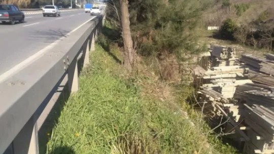 Sürücünün çarpıp kaçtığı 17 yaşındaki genç yaşam mücadelesini kaybetti