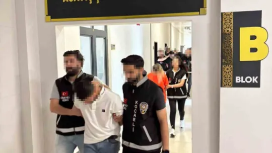 Otomobil kurşun yağmuruna tutulmuştu: 5 şüpheli yakalandı