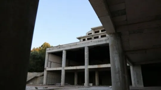 Suud rejiminin tehditleri Kocaeli'deki oteli yarım bıraktı!