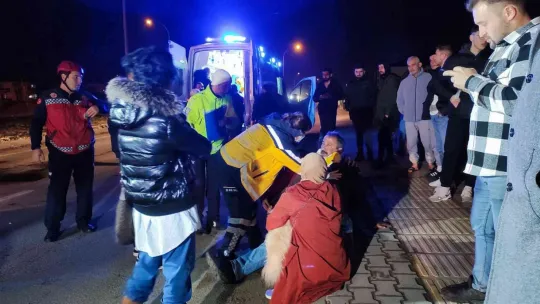 Rize'den Karasu'ya gelen aile kaza yaptı