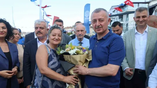 Tahir Büyükakın: Bu hizmetleri göz boyamak için yapmıyoruz