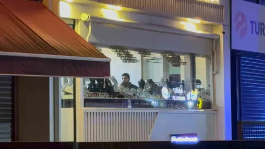 Ziynet eşyalarını dakikalar içinde topladı