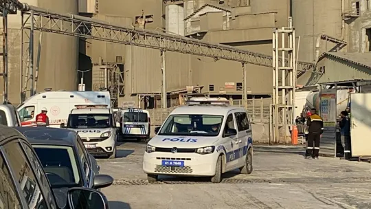 Tahliye gemisinde yangın paniği!