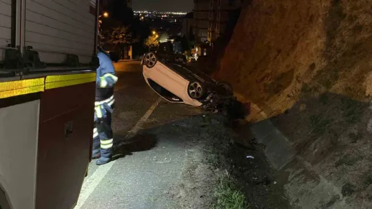 Takla atan otomobilden burnu bile kanamadan çıktı