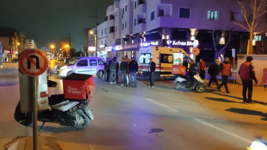 Tali yoldan çıkan otomobille çarpıştı