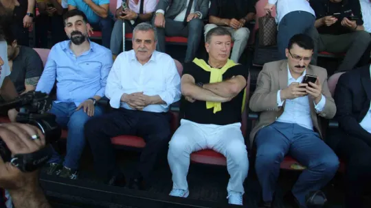 Tanju Çolak'tan Kuntz'a ağır eleştiri
