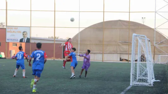 Tanju Çolak'tan Kuntz'a ağır eleştiri