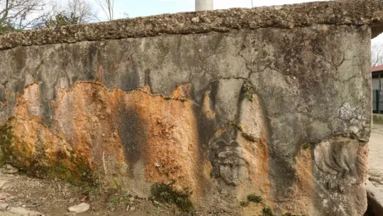 Tarihi lahit, köyün çeşmesi oldu