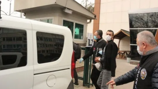 Tartıştığı ev arkadaşını öldüren zanlı adliyeye sevk edildi