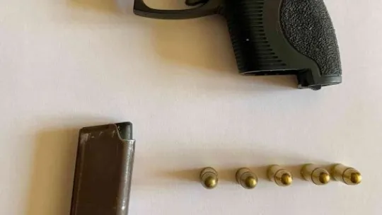 Tartıştığı kişiyi silahla yaralayan şahıs yakalandı