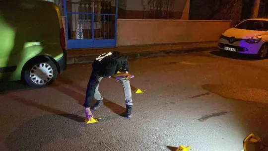 Tartıştığı şahsı kurşun yağmuruna tuttu