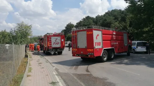 Taşlama makinesinden çıkan kıvılcım yangın çıkardı