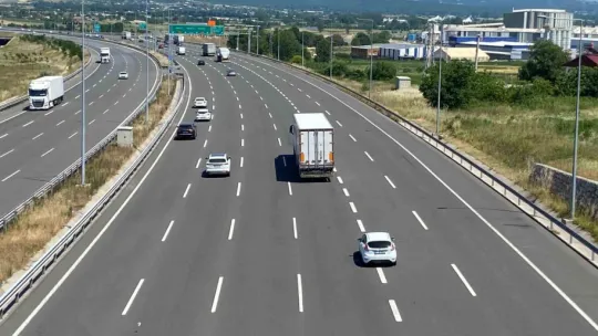 Tatilciler yolda, Kocaeli geçişinde yoğunluk nasıl?