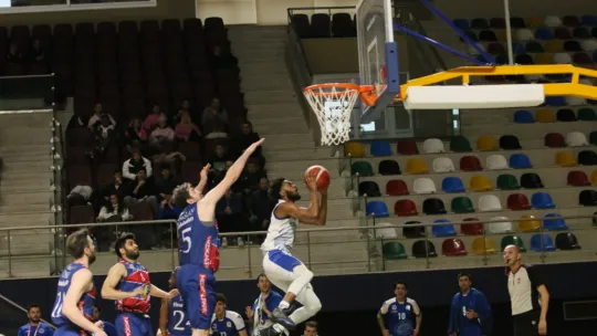 Kocaeli BŞB Kağıtspor evinde mağlup oldu: 48-62