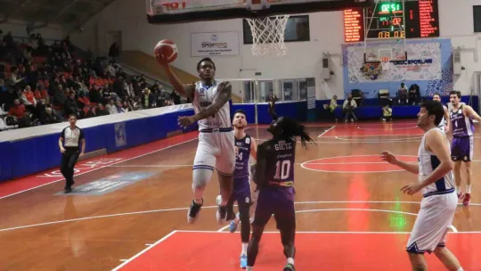 Kocaeli BŞB Kağıtspor evinde mağlup oldu: 57 - 81