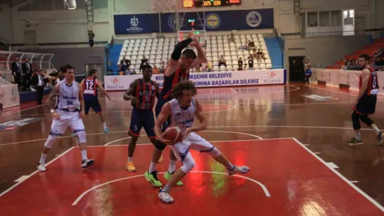 Kocaeli BŞB Kağıtspor evinde mağlup oldu: 74 84
