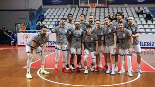 Kağıtspor evinde Konyaspor'u mağlup etti: 74 : 73
