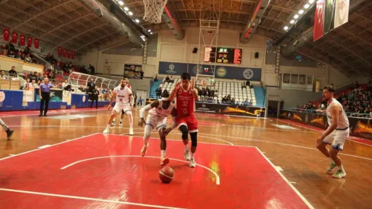 Kocaeli BŞB Kağıtspor: 93 - Pizzabulls Cedi Osman Basketbol: 78