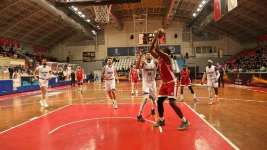 Kocaeli BŞB Kağıtspor: 93 - Pizzabulls Cedi Osman Basketbol: 78