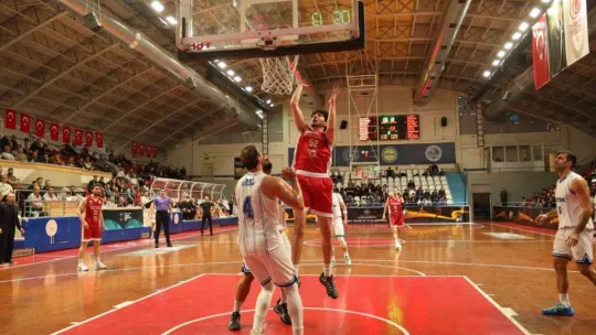 Kocaeli BŞB Kağıtspor: 93 - Pizzabulls Cedi Osman Basketbol: 78