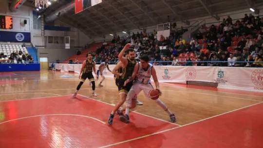 Kocaeli BŞB Kağıtspor evinde mağlup oldu