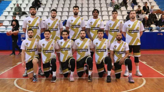 Kocaeli BŞB Kağıtspor evinde mağlup oldu